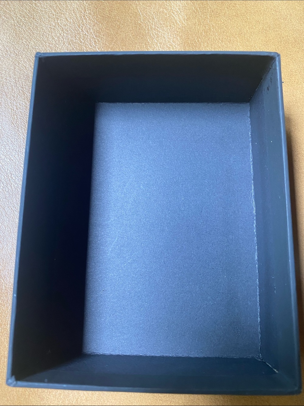 Chanel box and jewelry case used - Picture 5 of 6
